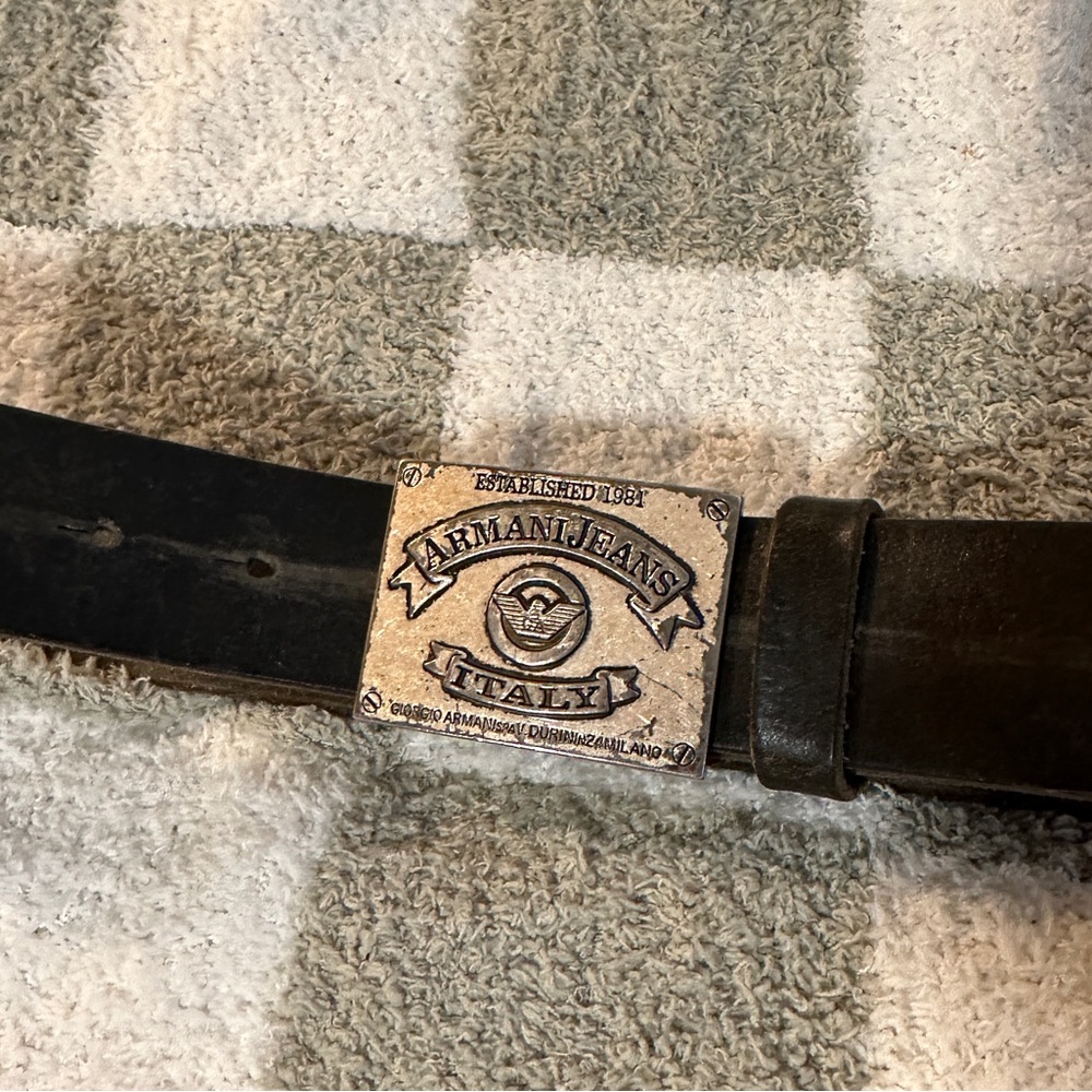 Vintage, distressed Armani Jeans leather belt!